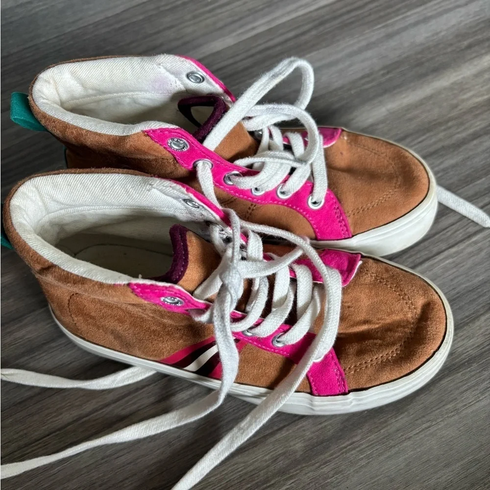 Old Navy Pink and Brown Sneakers Casual Style